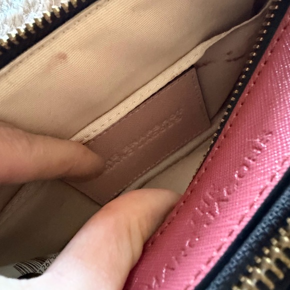 Marc Jacobs Pink Leather Crossbody Camera Bag with Gold Hardware - Picture 10 of 11